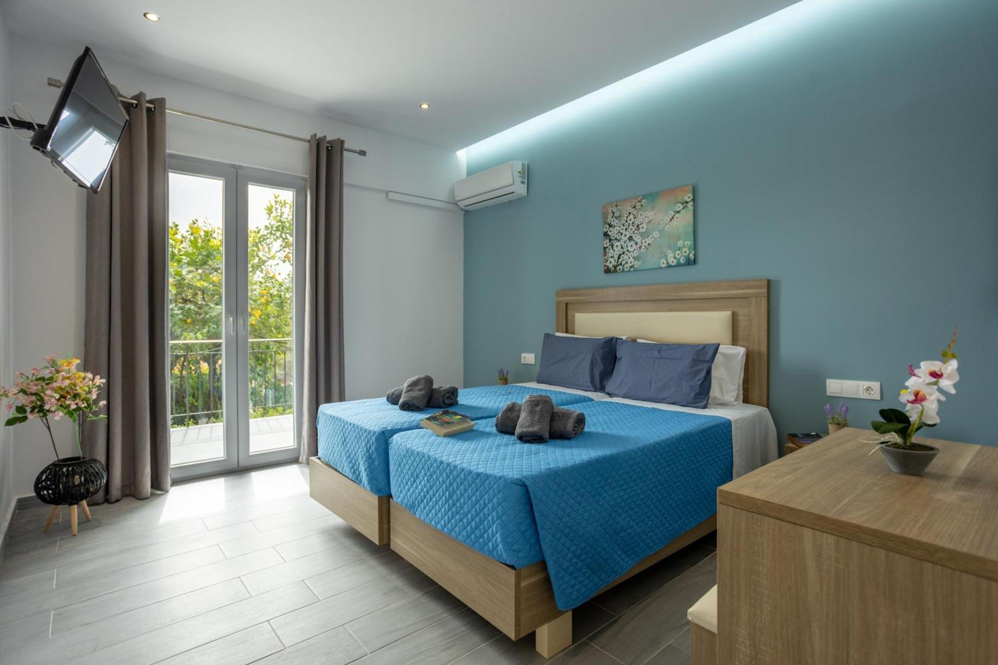 Paradiso Hotel Sea View And Pool Suites Ipsos Corfu Eksteriør billede