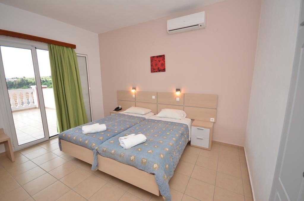 Paradiso Hotel Sea View And Pool Suites Ipsos Corfu Eksteriør billede